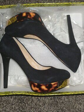 Gianni Bini Platform Heels Size 7.5